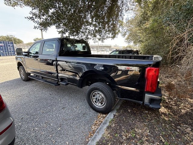 Used 2024 Ford F250 XL w/ XL Chrome Package image 4