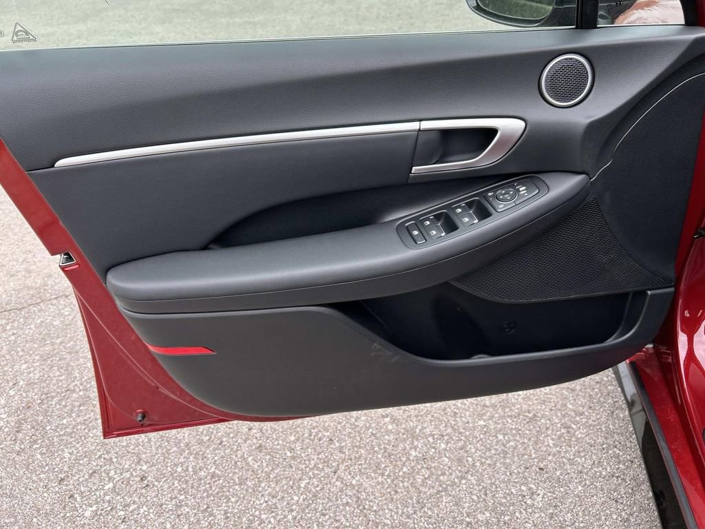 New 2026 Hyundai Sonata SEL FWD image 16