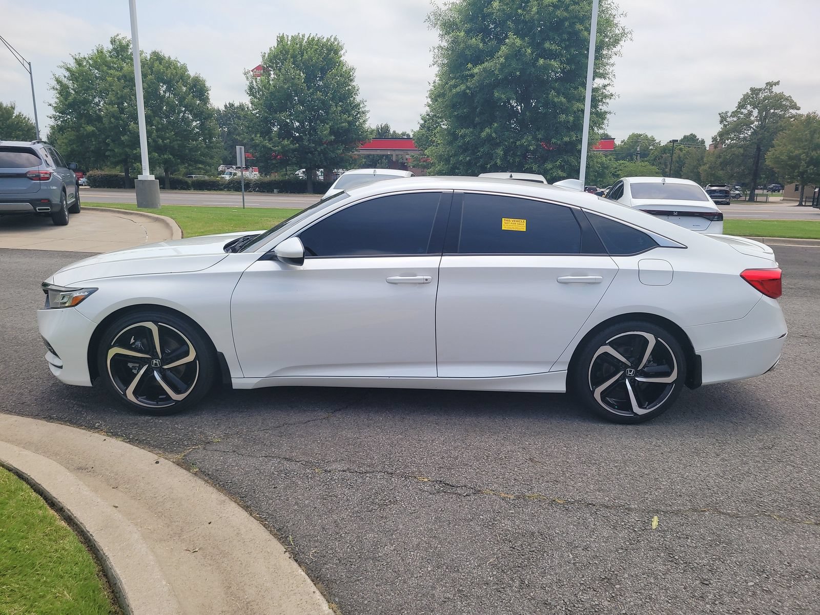 Used 2020 Honda Accord Sport image 6