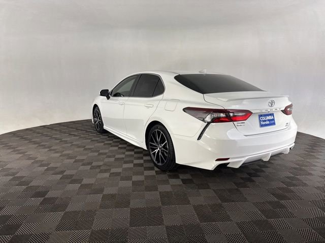 Used 2021 Toyota Camry SE image 6