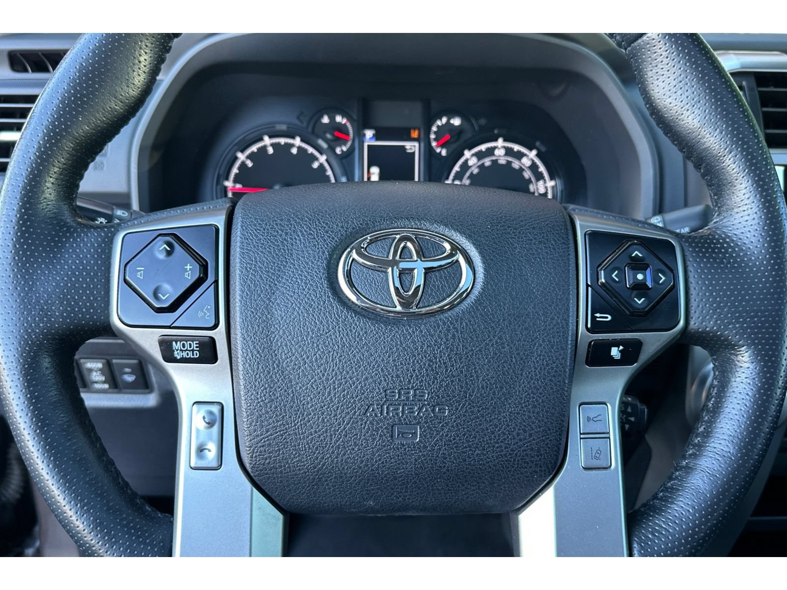 Used 2023 Toyota 4Runner SR5 Premium w/ Moonroof Package RWD image 27