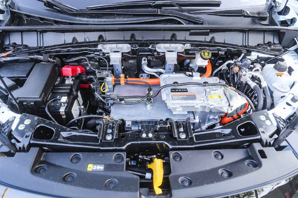 New 2026 Nissan Leaf SV+ w/ Illuminated Package FWD image 13