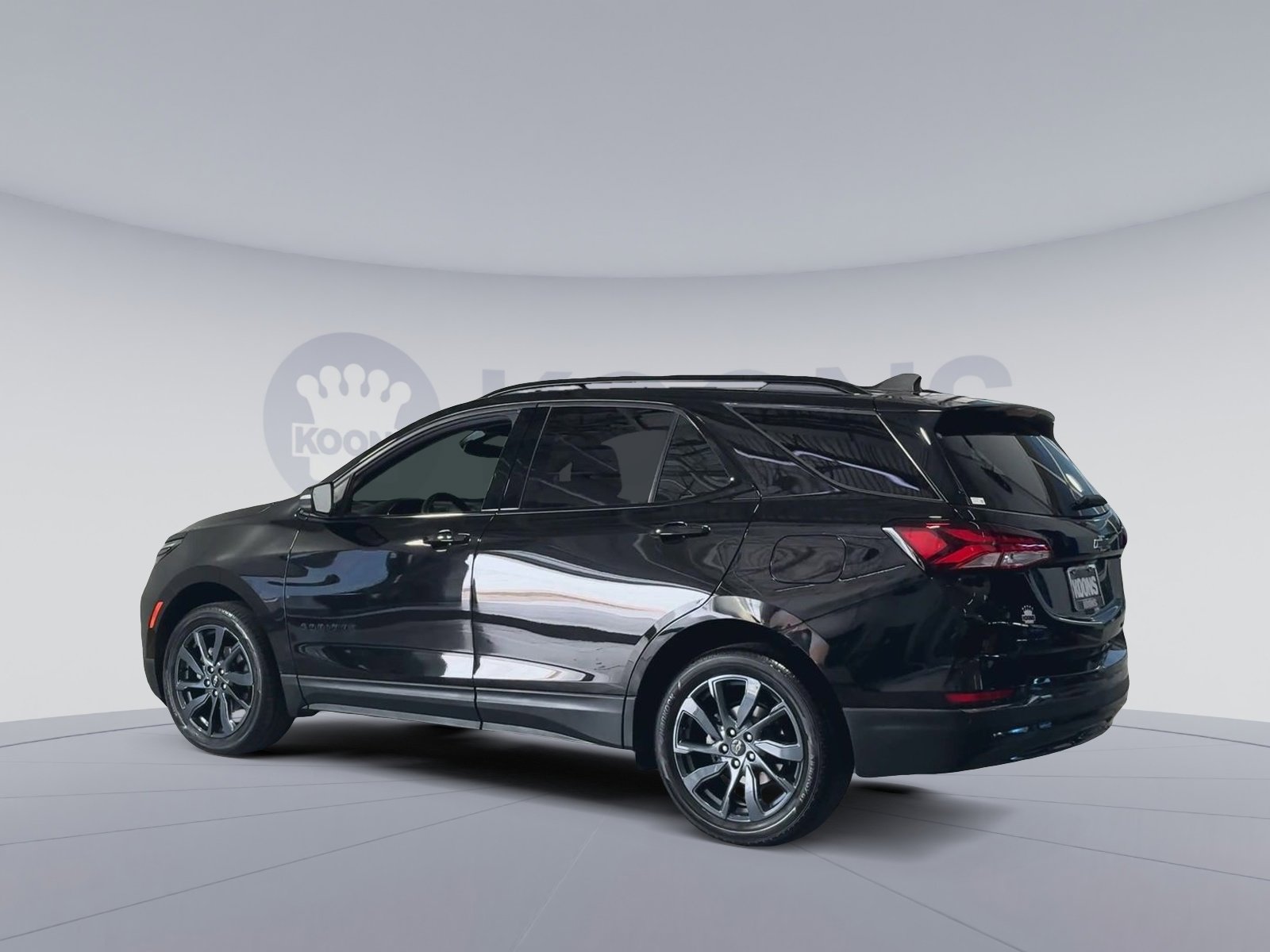 Used 2022 Chevrolet Equinox RS w/ RS Leather Package image 8