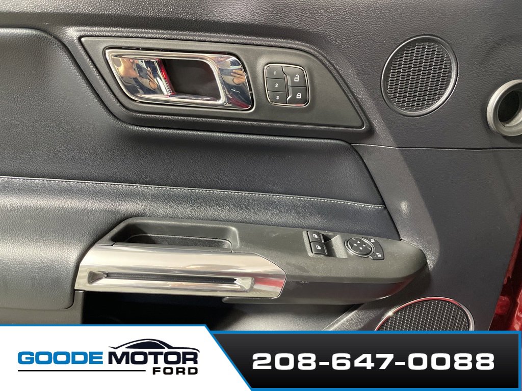 Used 2017 Ford Mustang GT Premium w/ GT Performance Package image 9