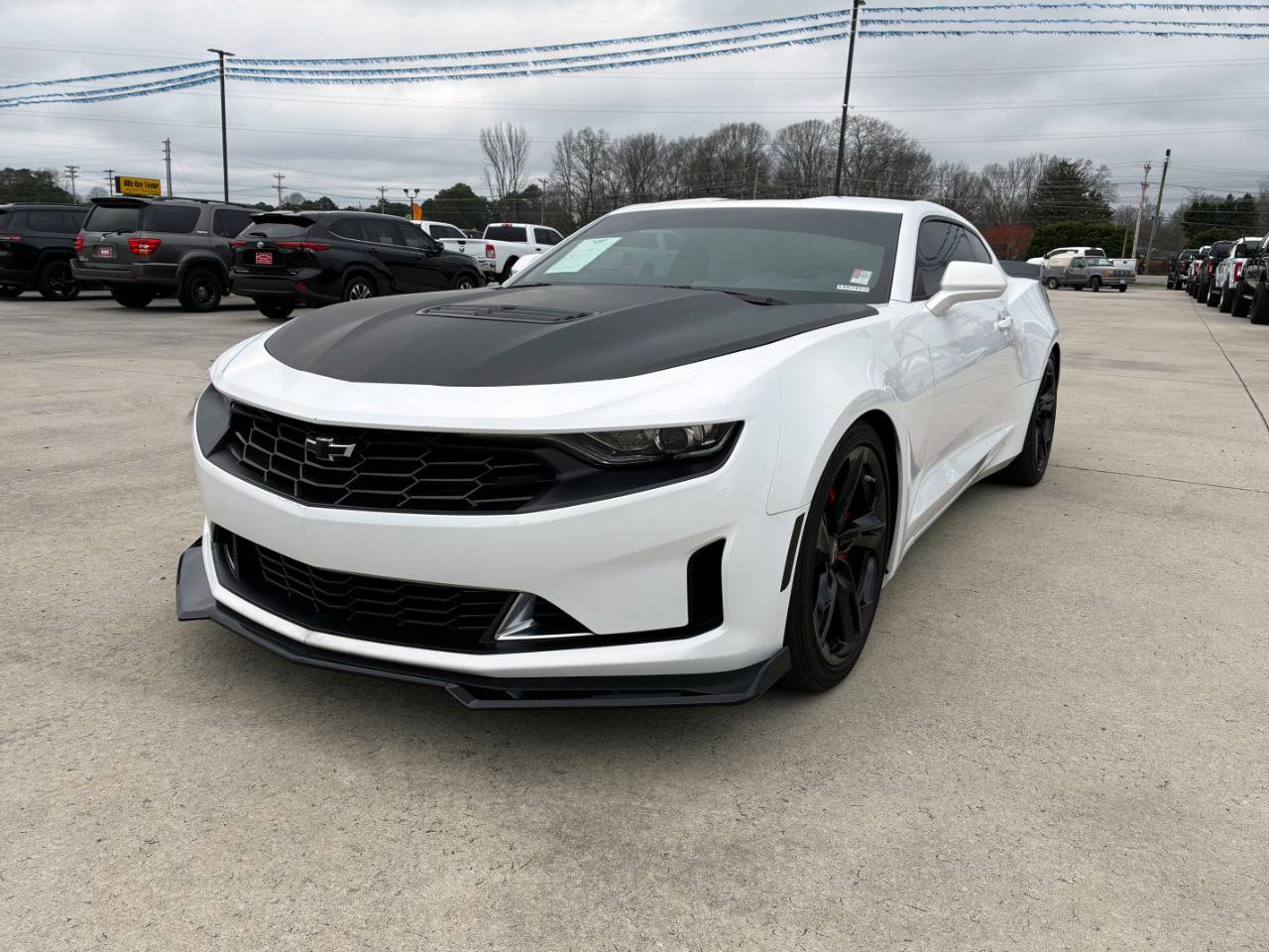 Used 2021 Chevrolet Camaro LT w/ RS Package image 2