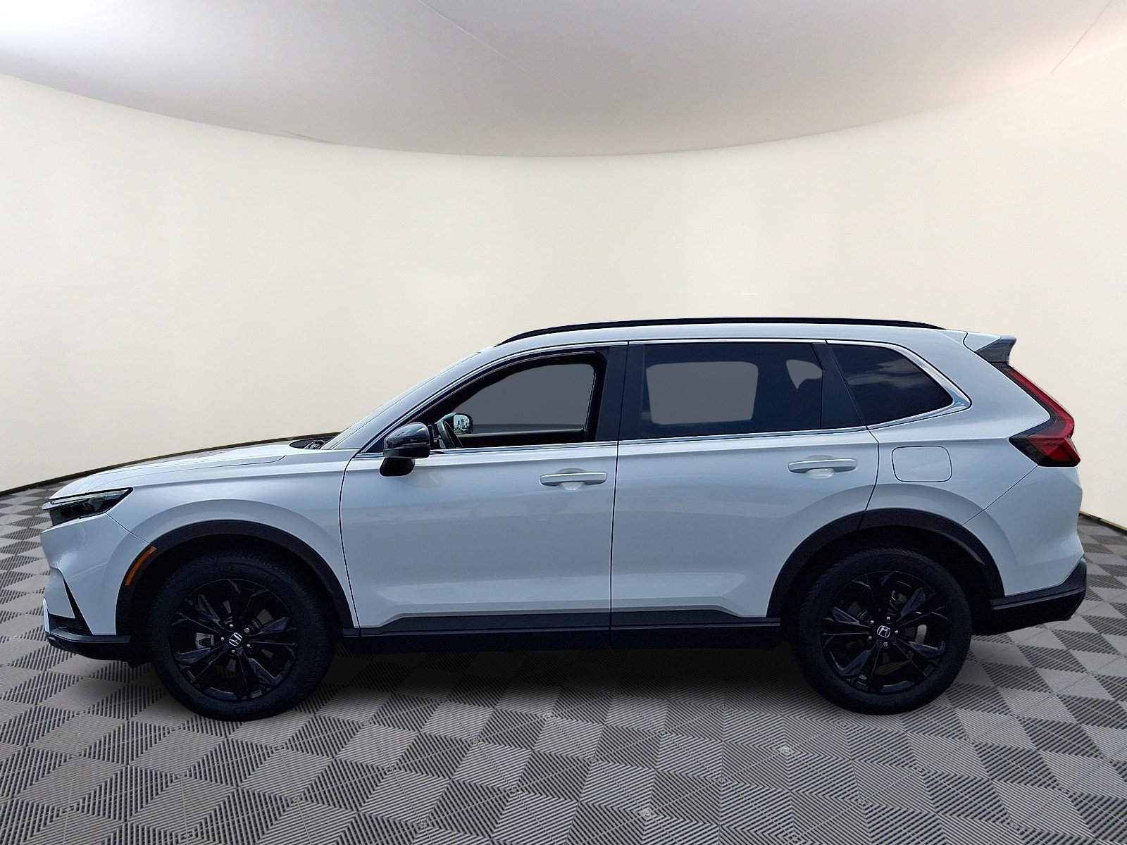 Used 2025 Honda CR-V Sport Touring image 4