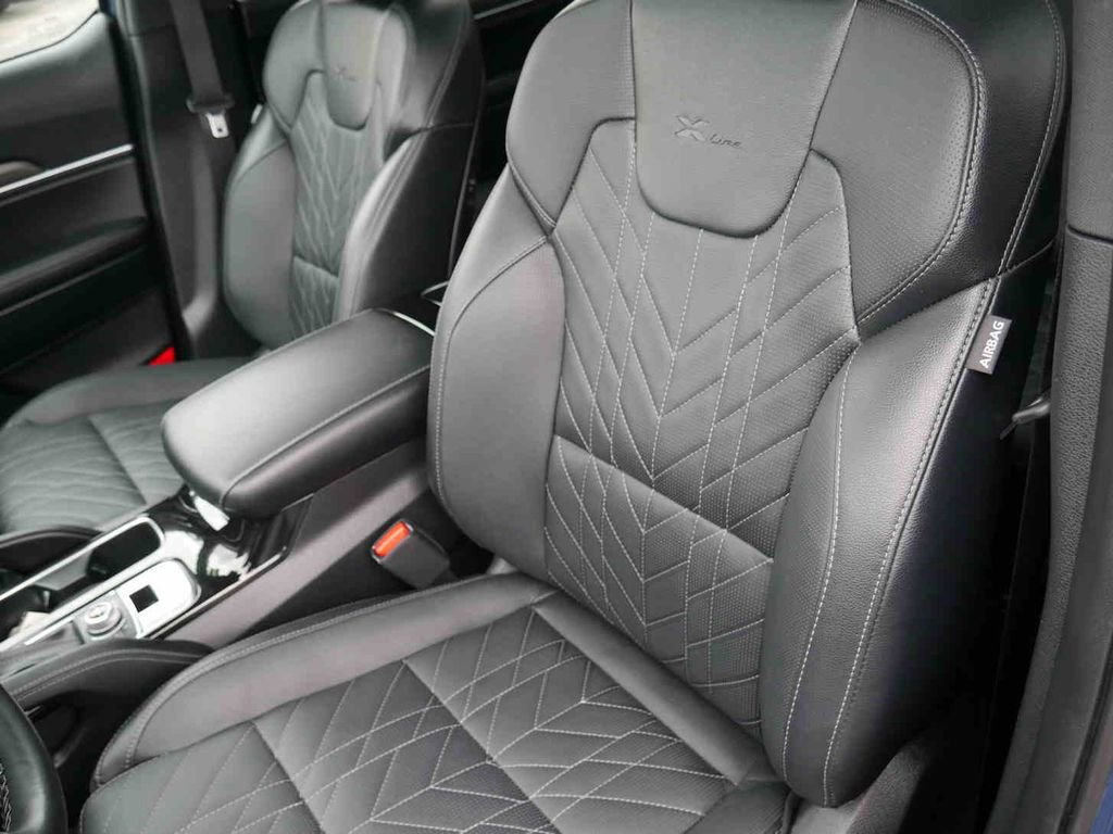 Used 2025 Kia Telluride SX X-Line image 35