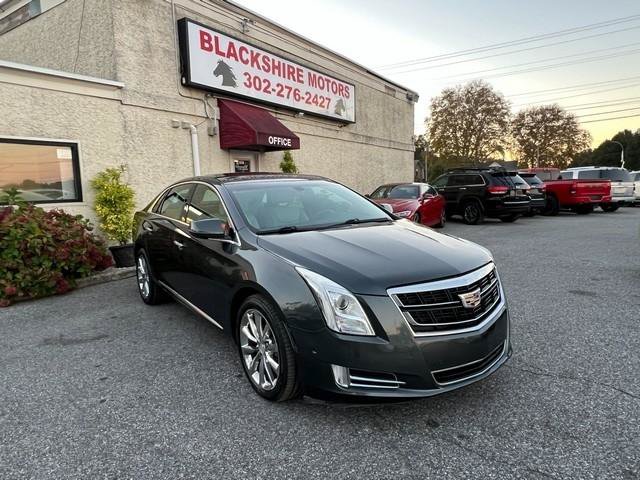 Used 2017 Cadillac XTS Luxury FWD image 1