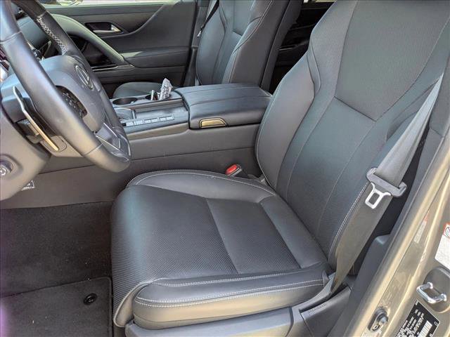 Certified 2024 Lexus LX 600 4WD w/ Luxury Package image 16