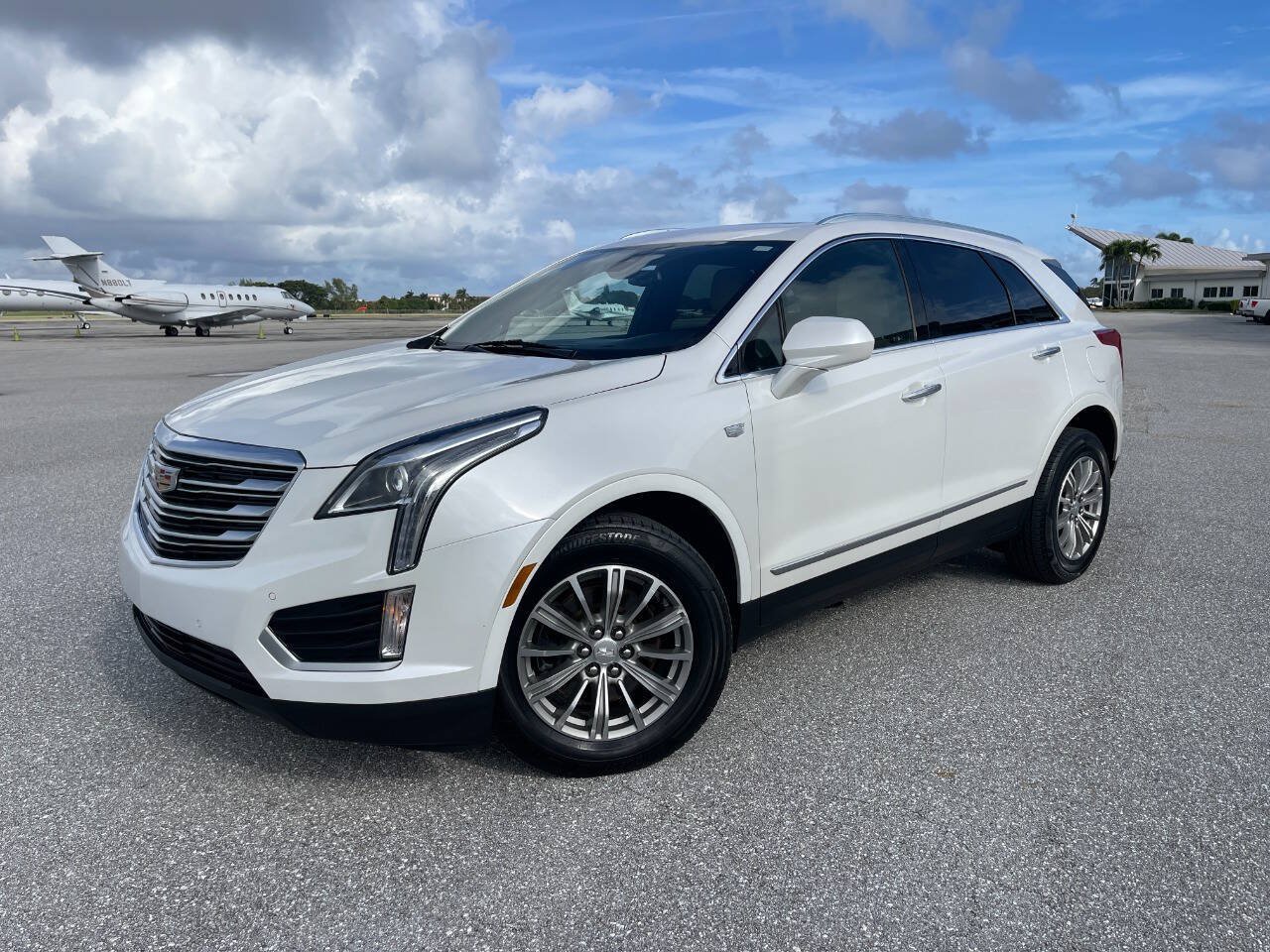 Used 2018 Cadillac XT5 Luxury w/ Driver Awareness Package AWD/4WD image 33