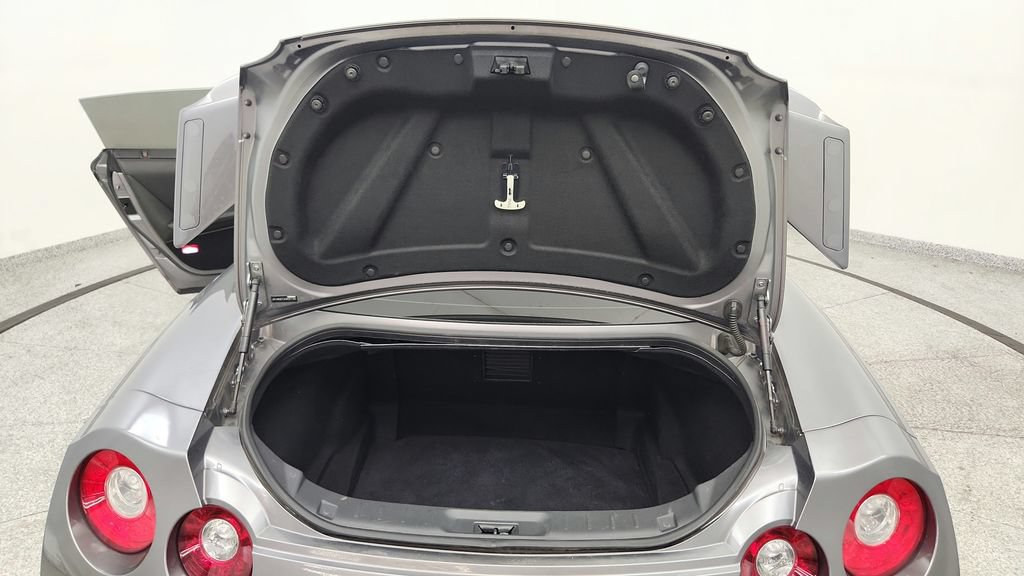 Used 2012 Nissan GT-R Black Edition AWD/4WD image 40