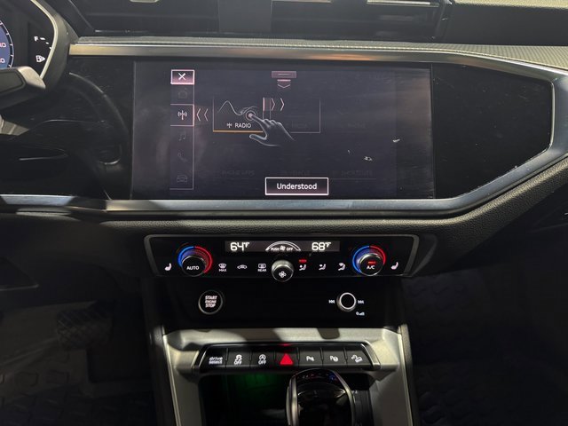 Used 2021 Audi Q3 2.0T Premium Plus w/ Premium Plus Package image 18