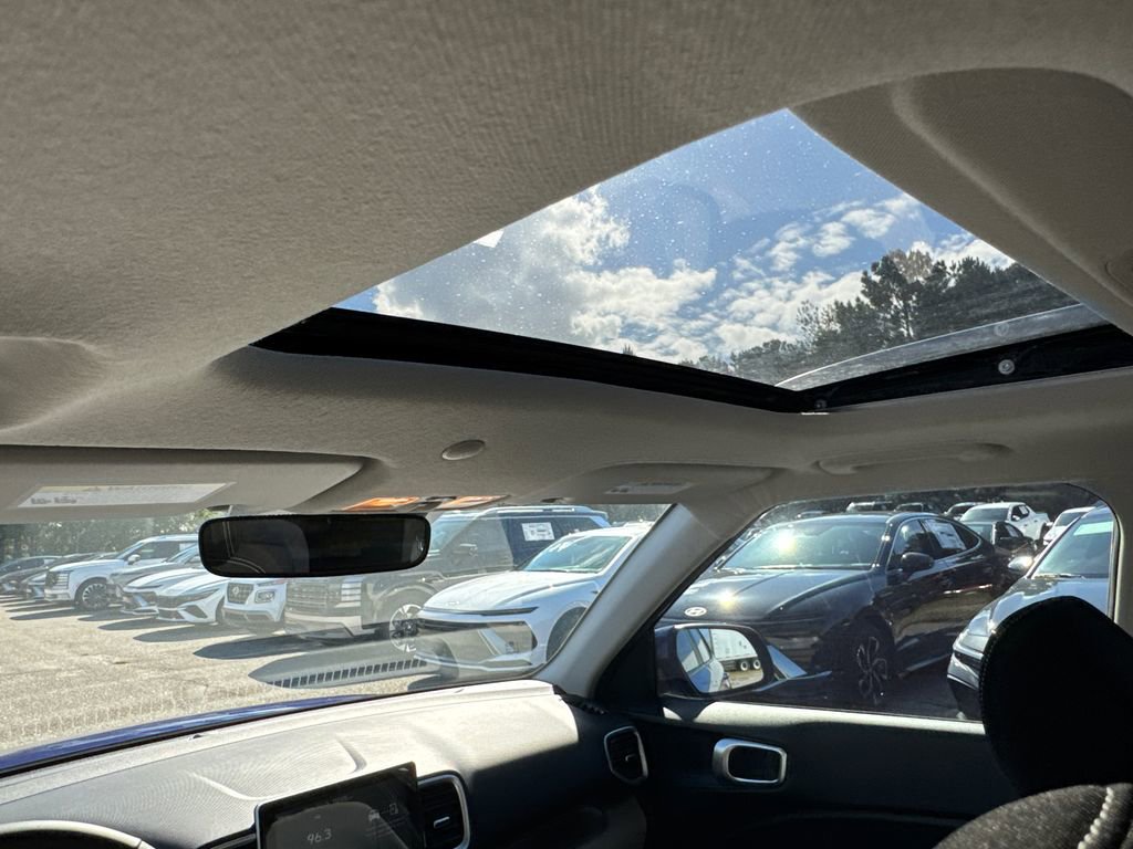 New 2026 Hyundai Venue SEL image 13