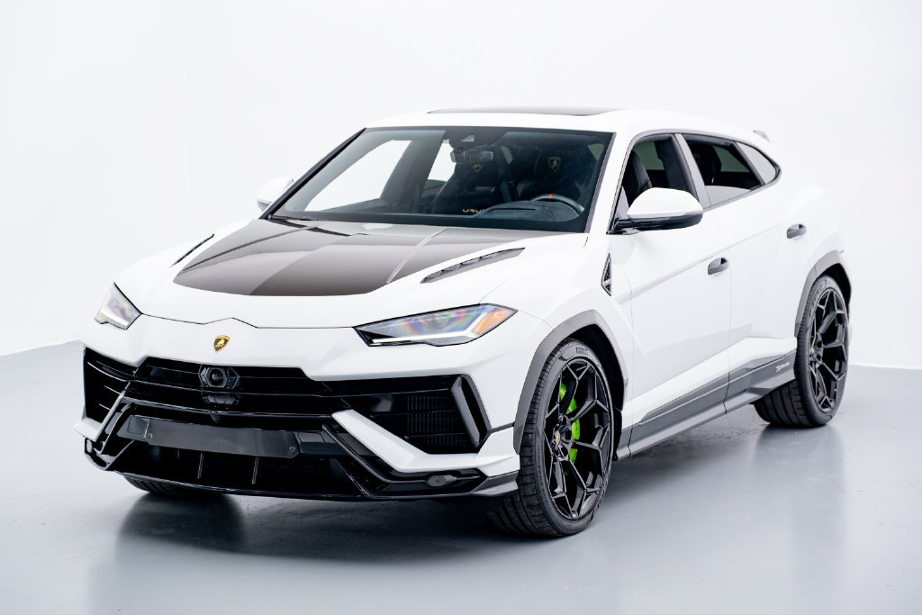 Used 2024 Lamborghini Urus Performante AWD/4WD image 2