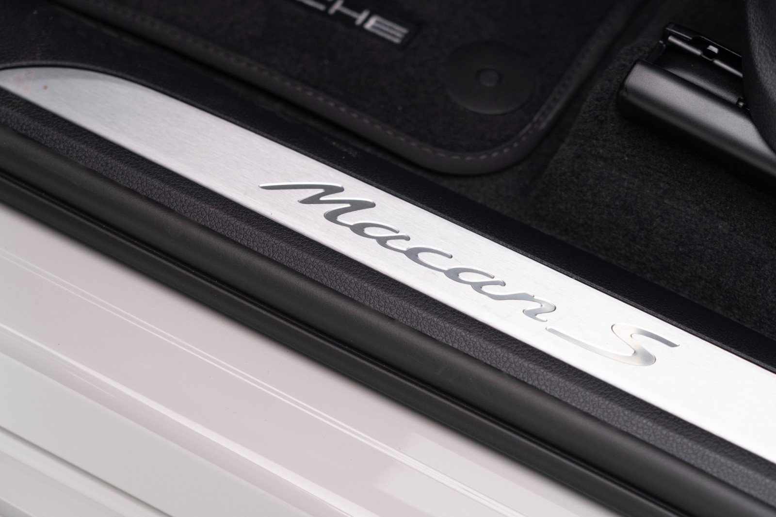New 2026 Porsche Macan S AWD/4WD image 15