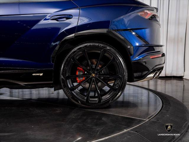 Used 2024 Lamborghini Urus S AWD/4WD image 8