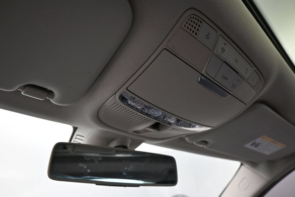 Used 2019 Mercedes-Benz C 300 Sedan image 22