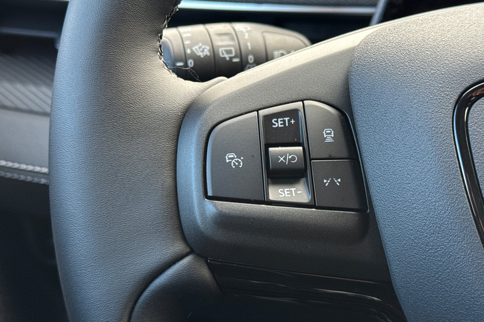 New 2026 Ford Mustang Mach-E Select w/ Comfort Package Lite RWD image 27