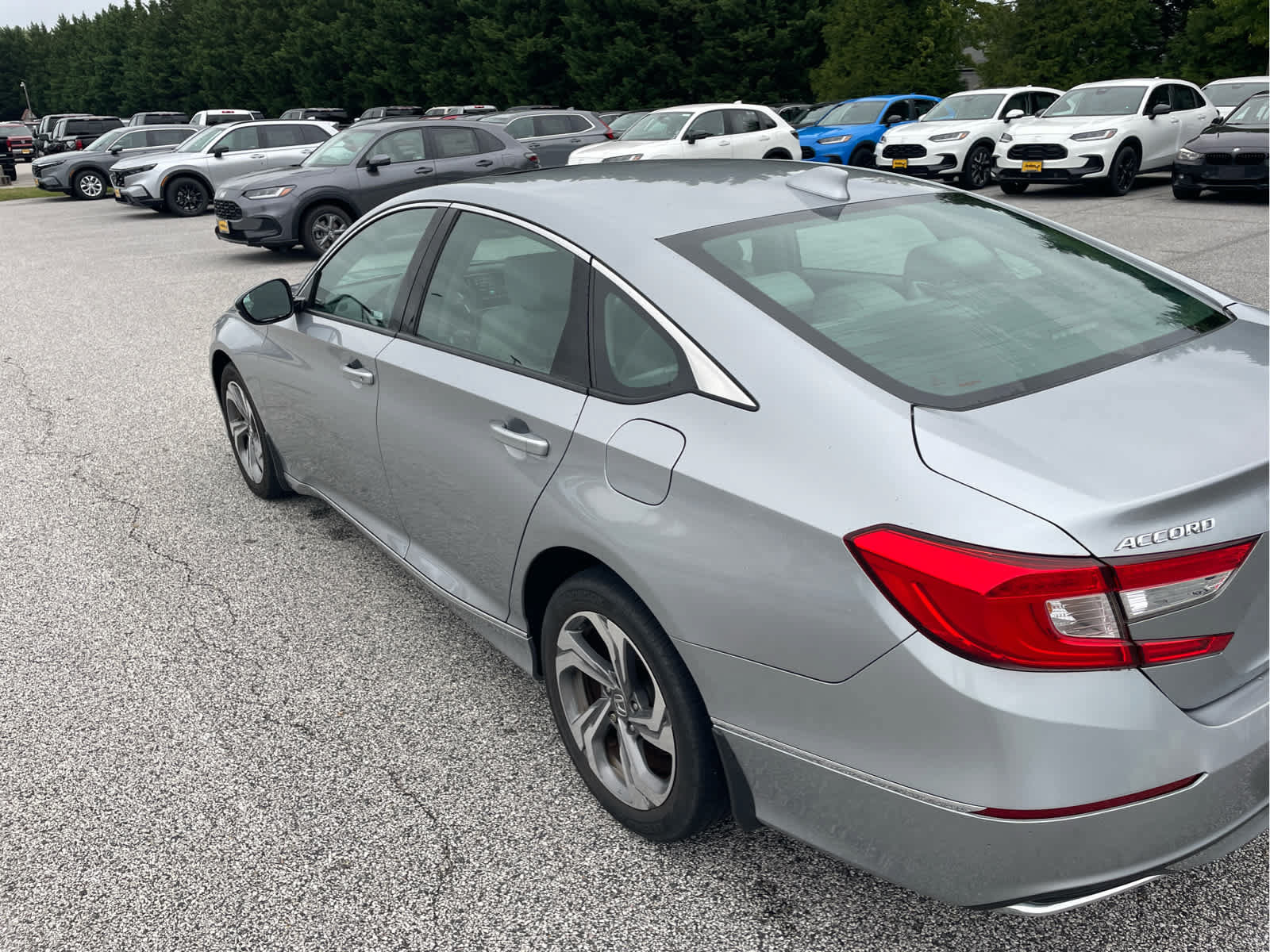Used 2018 Honda Accord EX-L image 4