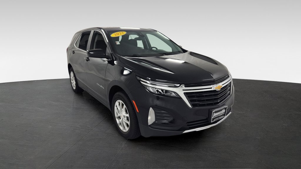 Used 2023 Chevrolet Equinox LT AWD/4WD image 1