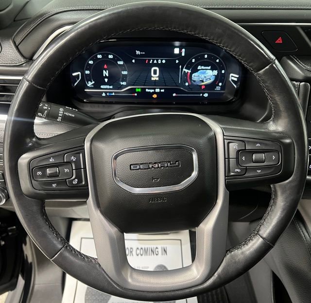 Used 2022 GMC Yukon XL Denali AWD/4WD image 27