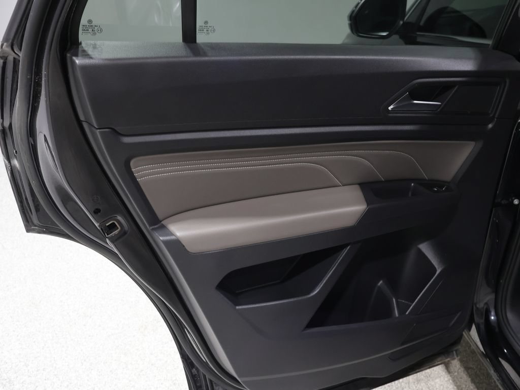 Used 2021 Volkswagen Atlas Cross Sport SEL AWD/4WD image 19