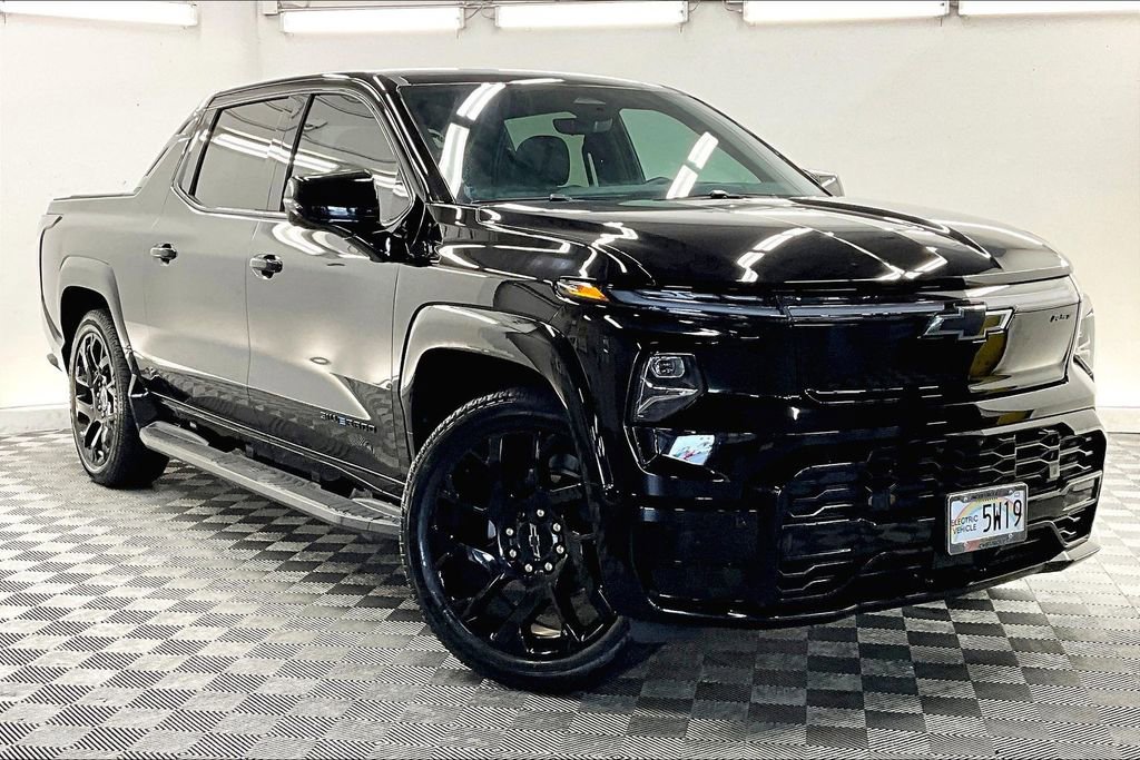Used 2024 Chevrolet Silverado EV RST AWD/4WD image 11