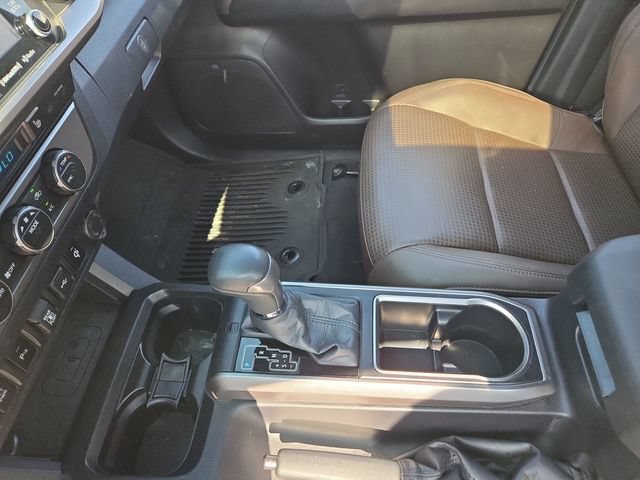 Used 2021 Toyota Tacoma Limited AWD/4WD image 20