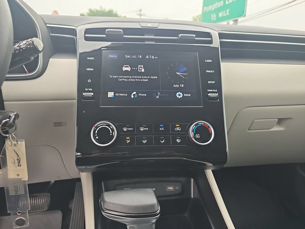 Certified 2023 Hyundai Tucson SE AWD/4WD image 19