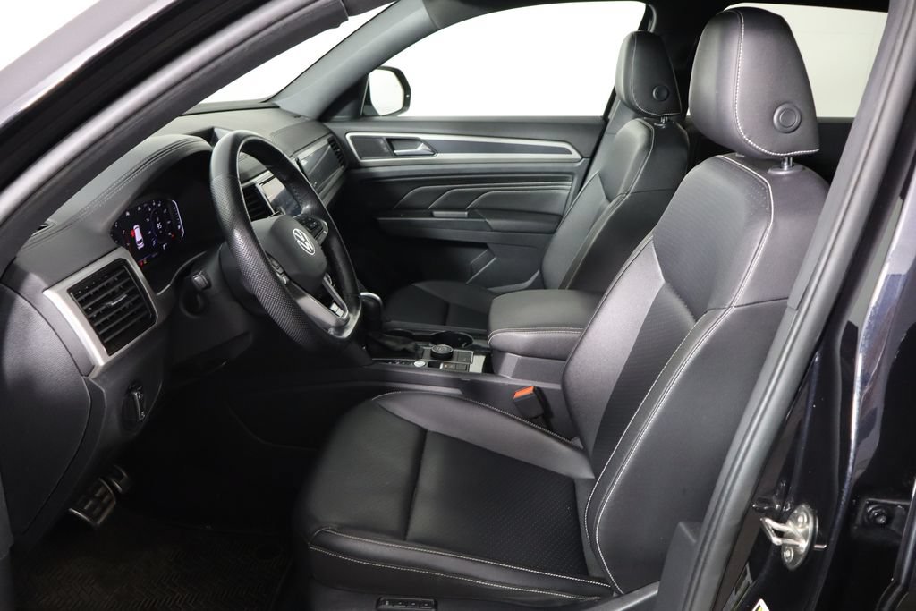 Used 2020 Volkswagen Atlas Cross Sport SEL R-Line AWD/4WD image 13