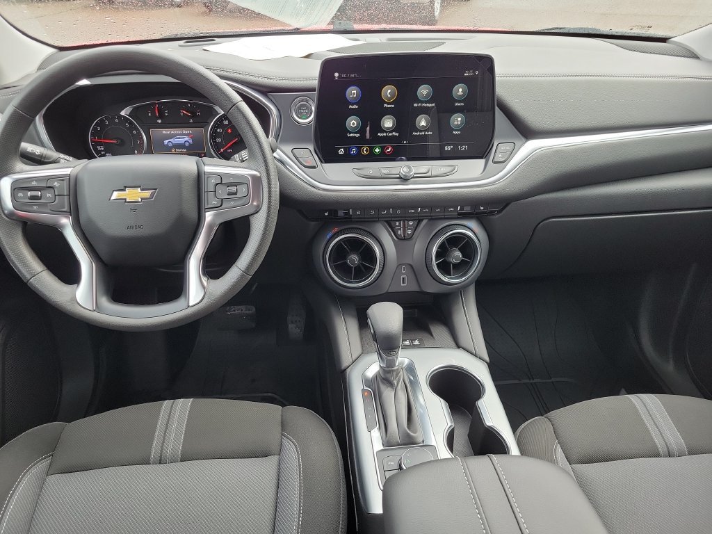 Certified 2024 Chevrolet Blazer LT w/ Convenience Package FWD image 31