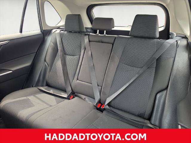 Certified 2024 Toyota RAV4 LE AWD/4WD image 15