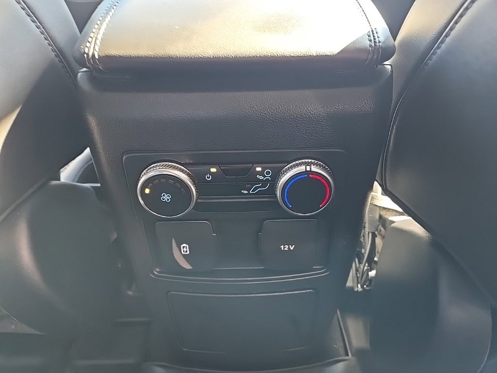 Used 2023 Ford Explorer XLT w/ Equipment Group 202A AWD/4WD image 16
