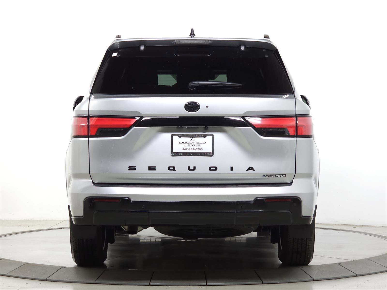 Used 2025 Toyota Sequoia Platinum image 7