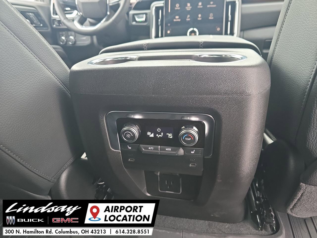 New 2026 GMC Yukon XL Denali w/ Sun & Power Step Package image 23