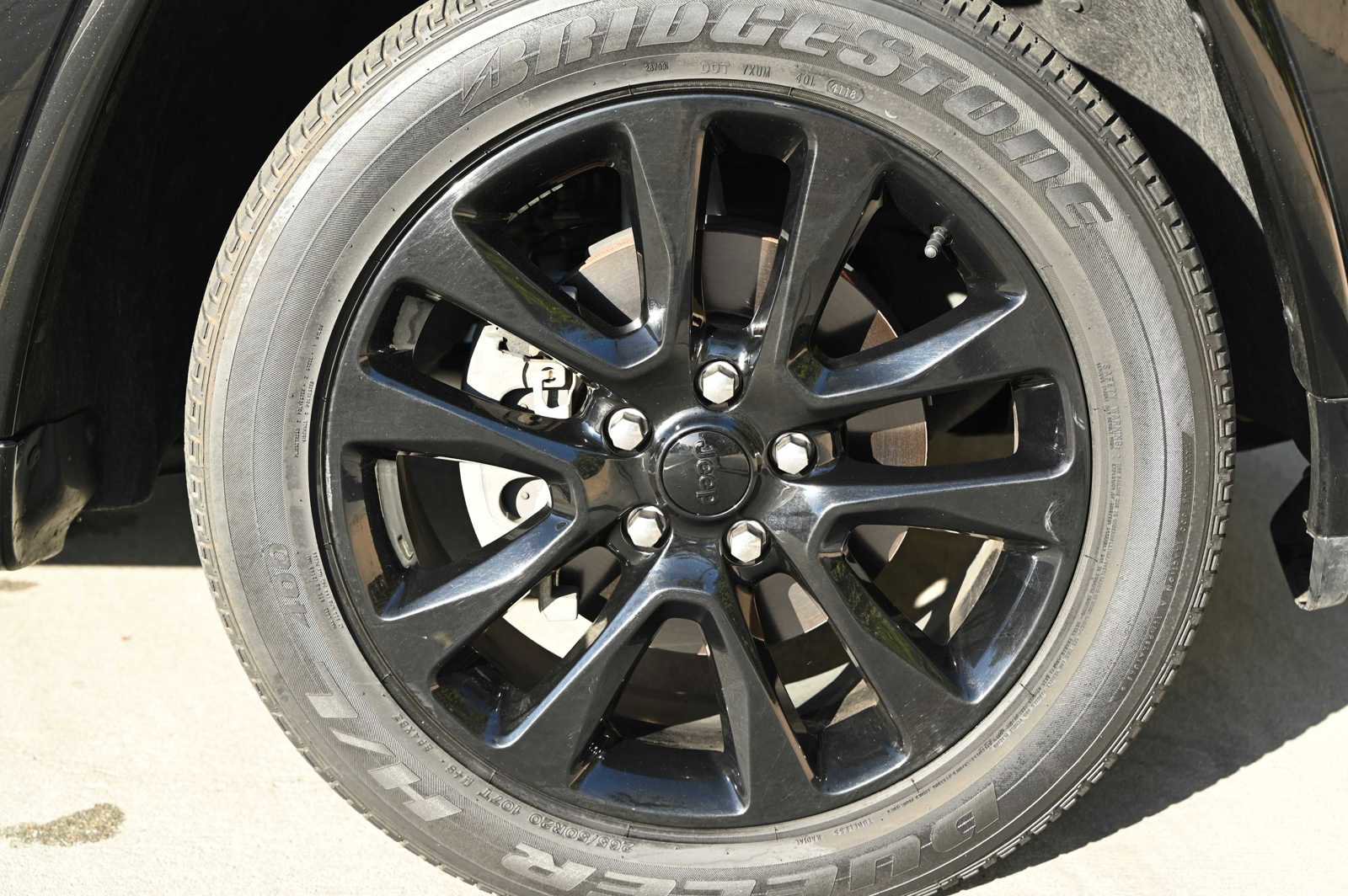 Used 2019 Jeep Grand Cherokee Altitude image 9