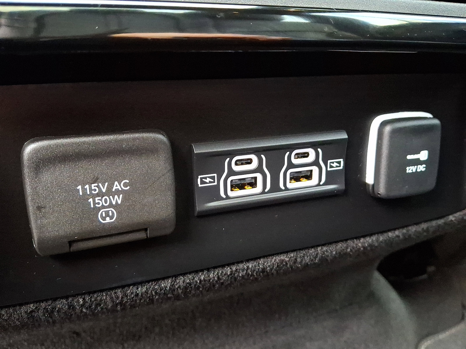 Used 2024 Jeep Wagoneer Series II image 13