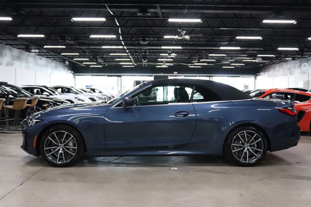 Used 2025 BMW 430i Convertible w/ Convenience Package image 3