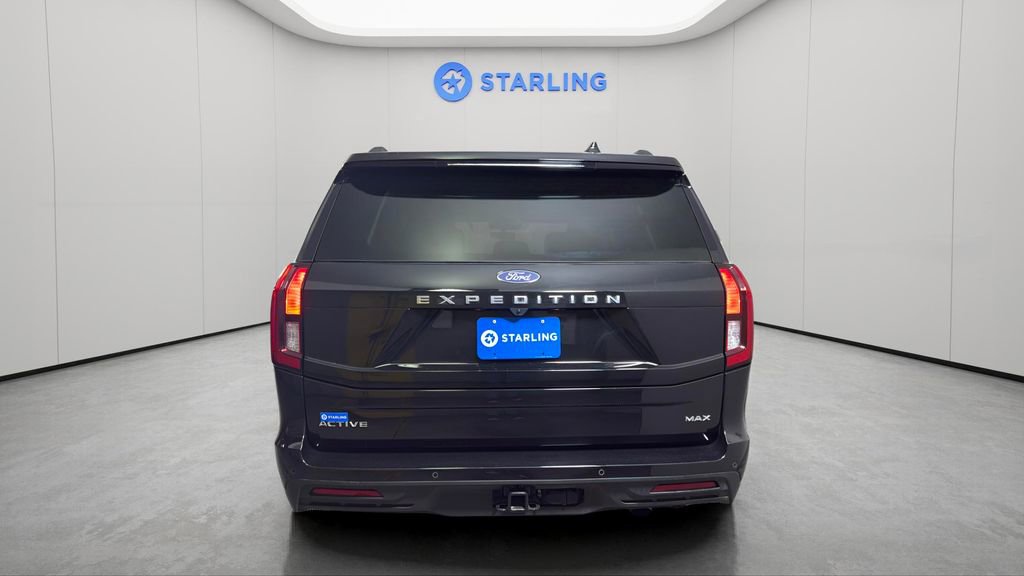 Used 2025 Ford Expedition Max Active image 9
