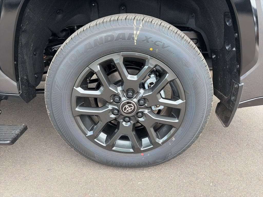 Used 2026 Toyota Sequoia Platinum AWD/4WD image 32