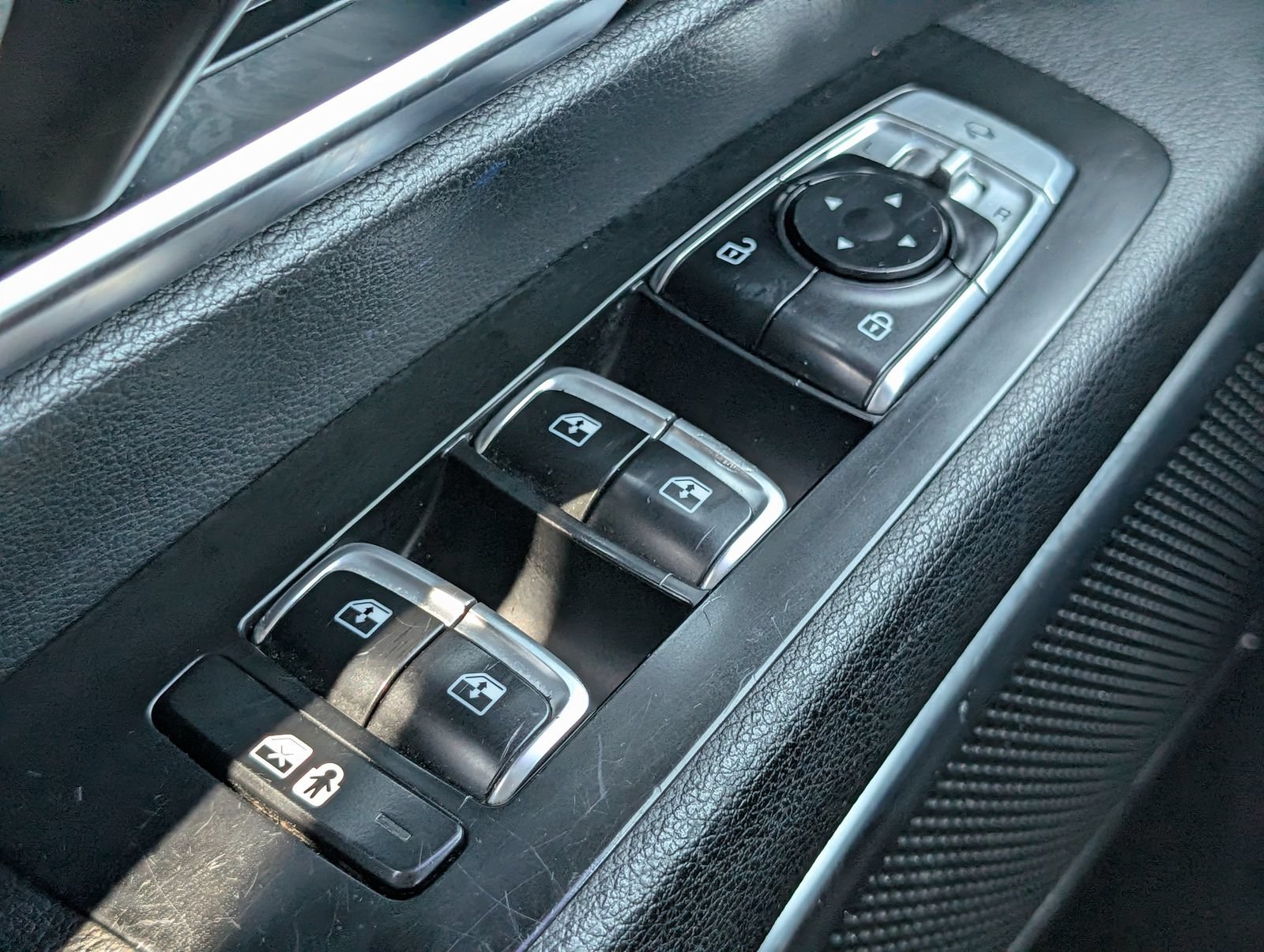 Used 2023 Kia Telluride SX AWD/4WD image 31