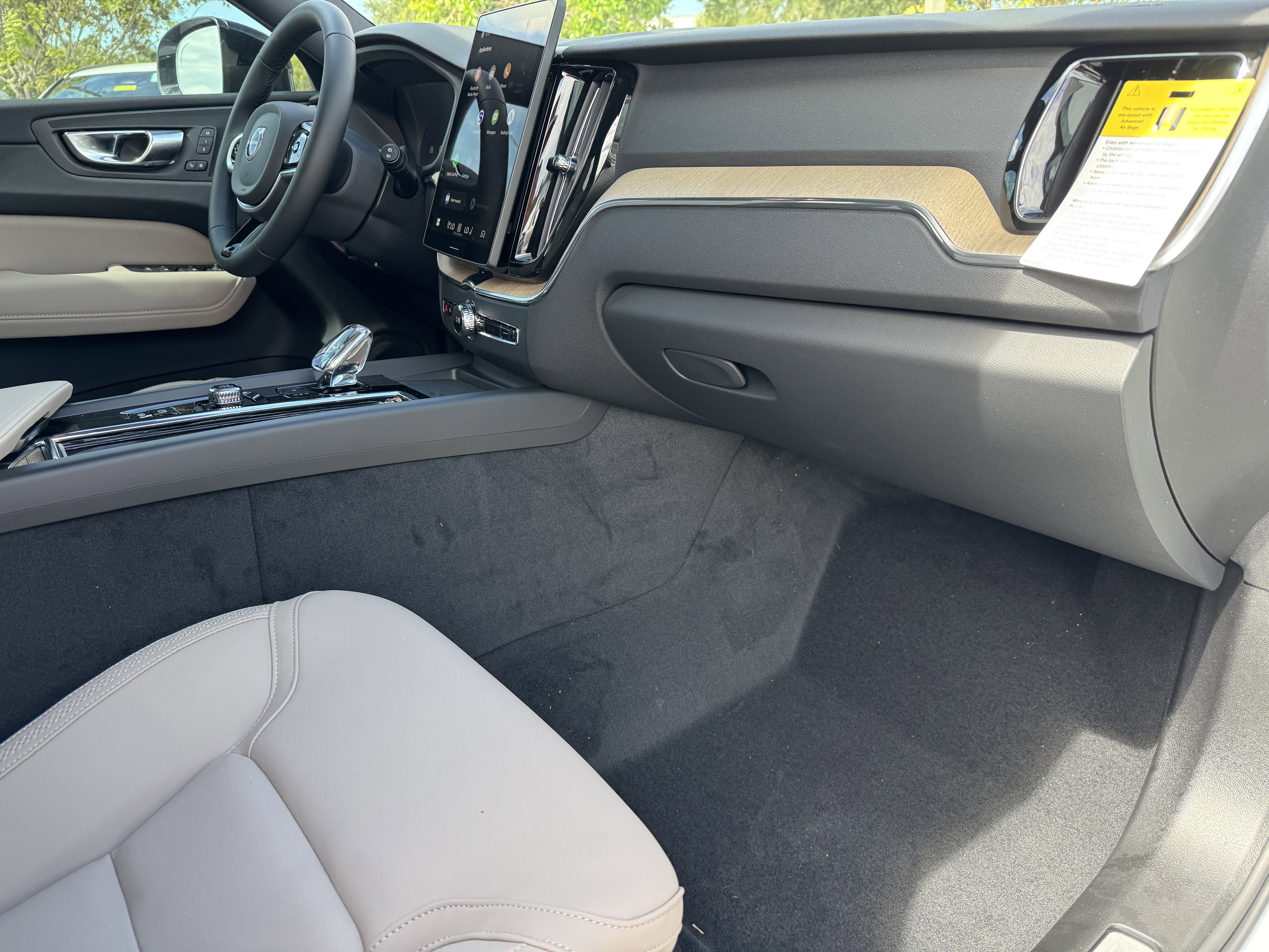 New 2026 Volvo XC60 B5 Plus w/ Protection Package Premier image 12