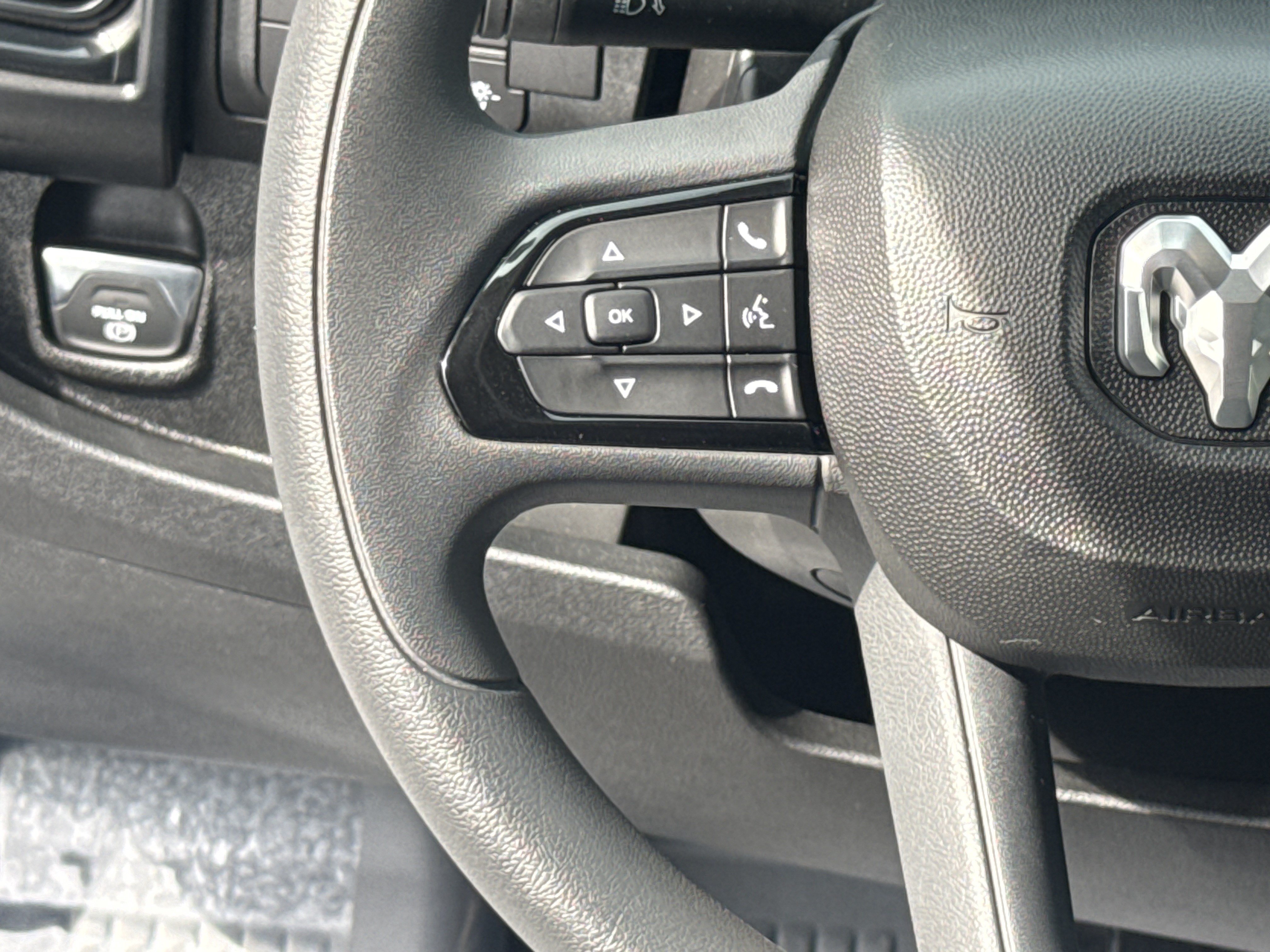 New 2026 RAM ProMaster 2500 w/ Convenience Group FWD image 17