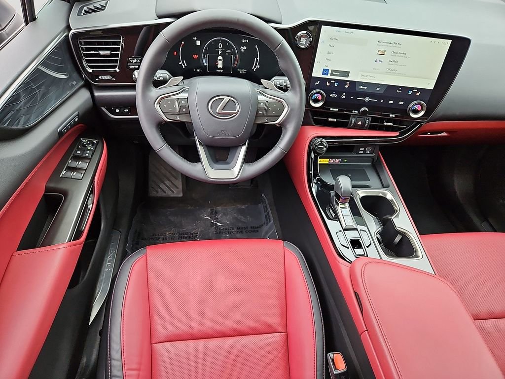 Used 2024 Lexus NX 250 FWD image 12