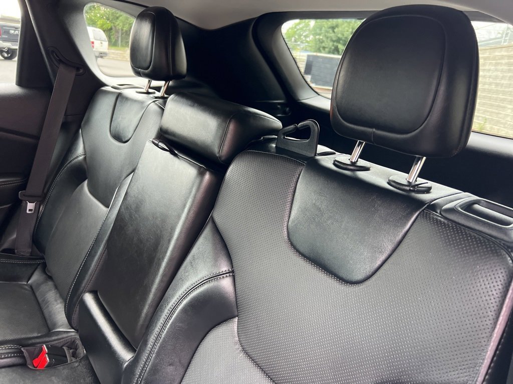 Used 2022 Jeep Cherokee Latitude Lux image 25