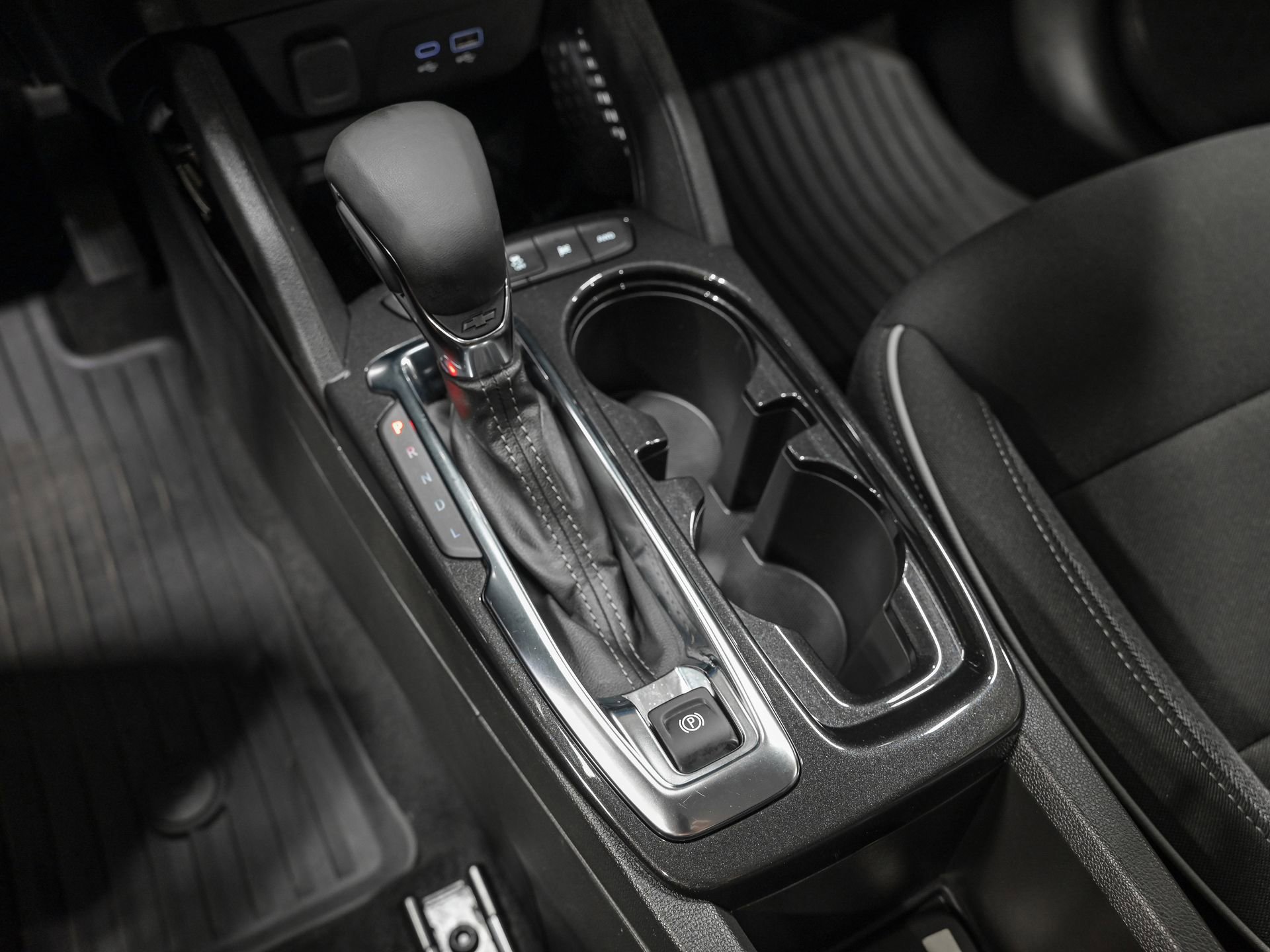 Used 2025 Chevrolet TrailBlazer LT w/ Convenience Package AWD/4WD image 24