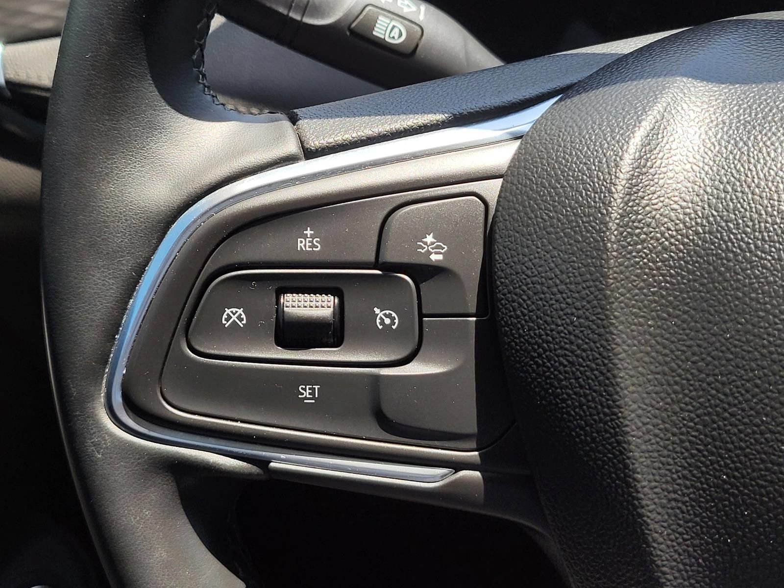 Used 2025 Buick Encore GX Sport Touring w/ Advanced Technology Package FWD image 34