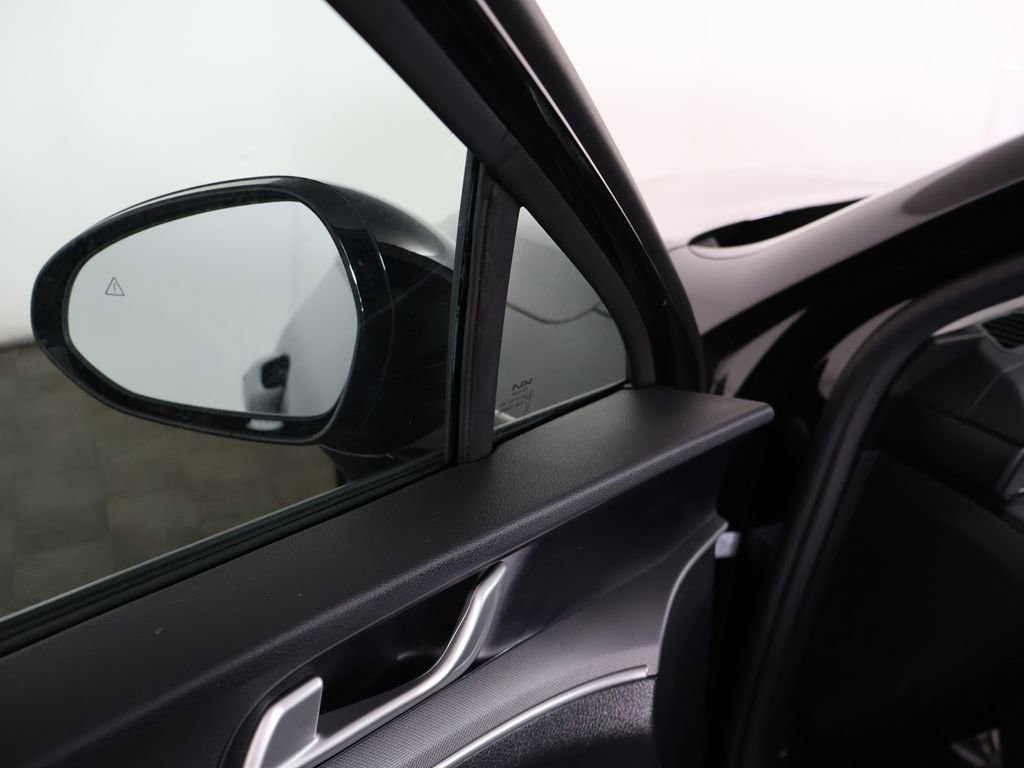 Used 2025 Kia K5 LXS FWD image 32