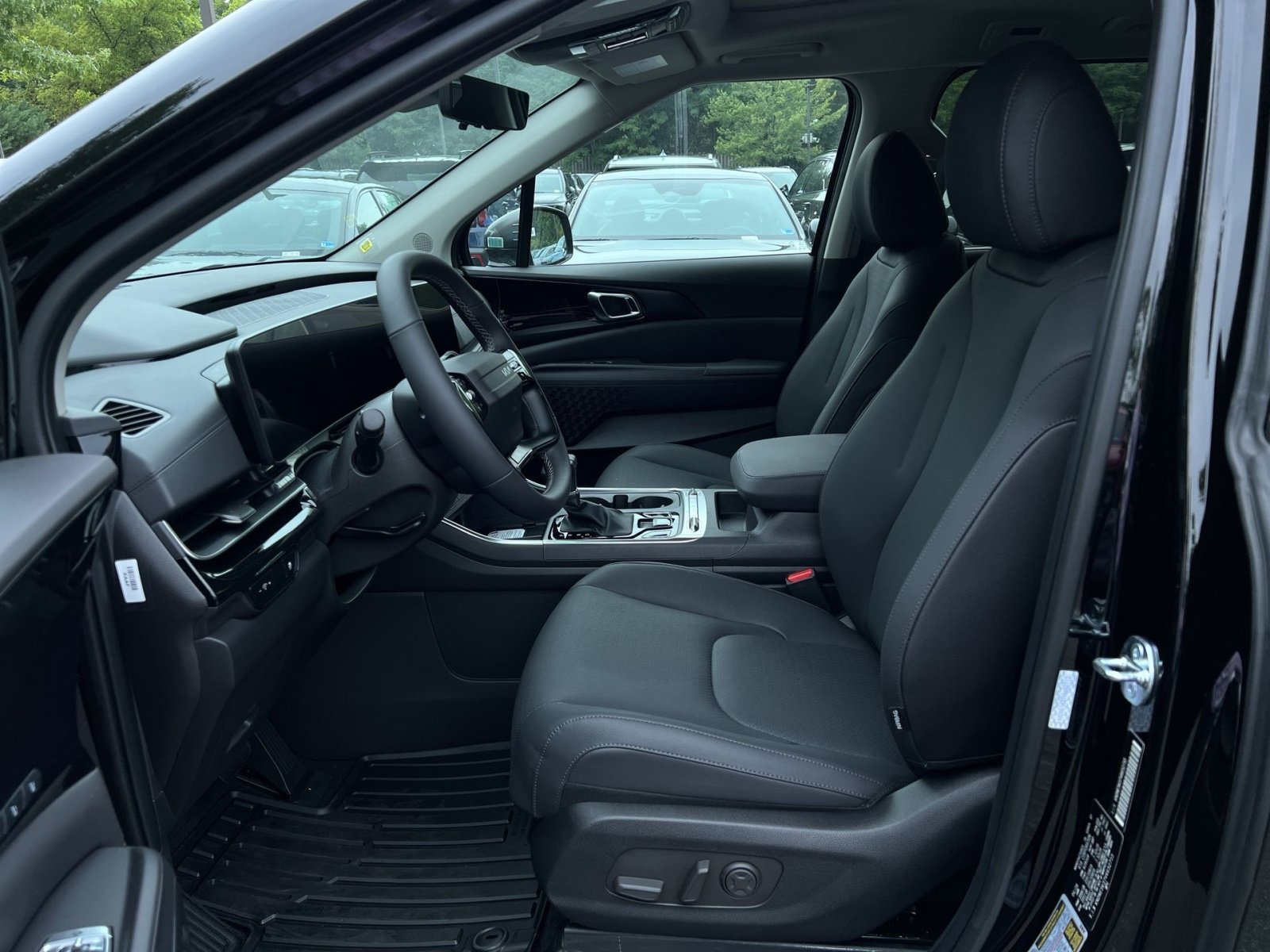 New 2027 Kia Carnival SX Prestige FWD image 18