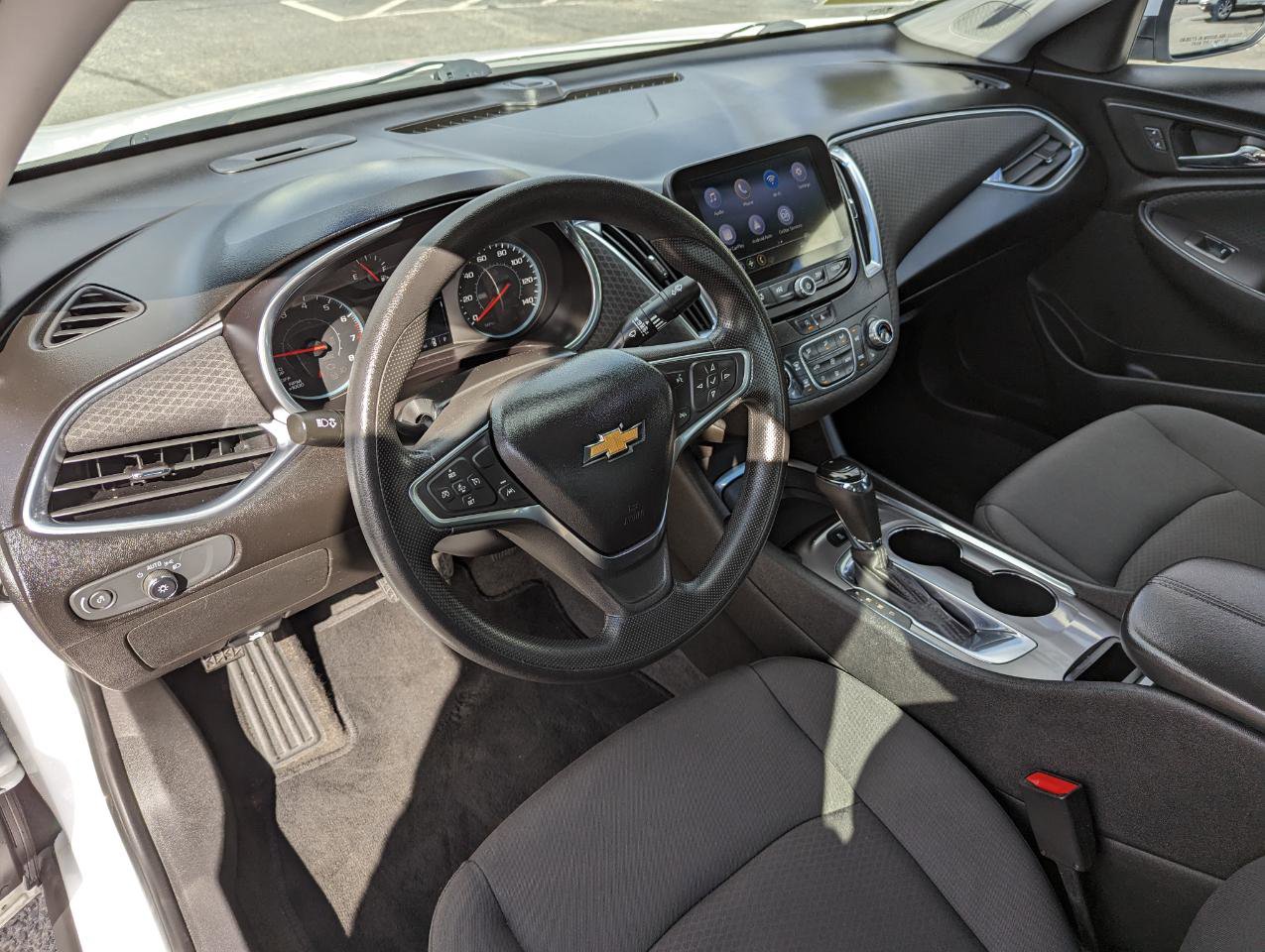 Used 2020 Chevrolet Malibu LT image 13